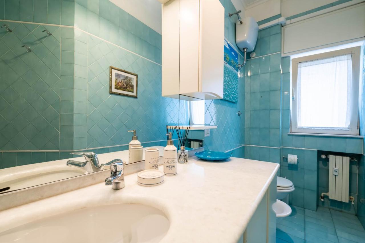 Modern Apartment To Relax In The City Center Bari Dış mekan fotoğraf