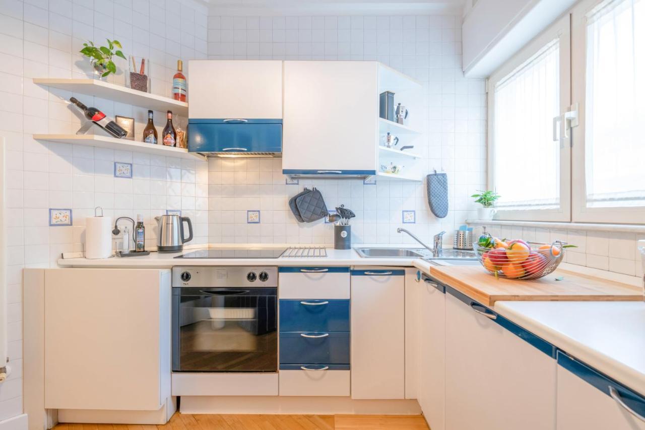 Modern Apartment To Relax In The City Center Bari Dış mekan fotoğraf